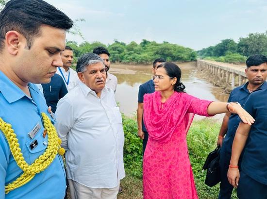 Governor Kataria urges Punjab, Haryana to find permanent solution to Ghaggar issue