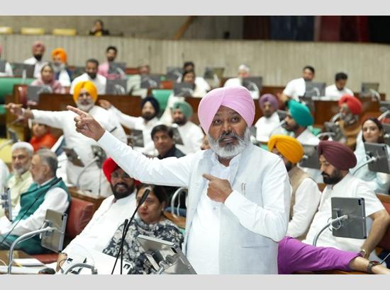 Harpal Cheema dares SAD-BJP and Congress parties to acknowledge their mistakes and apologize to people to Punjab