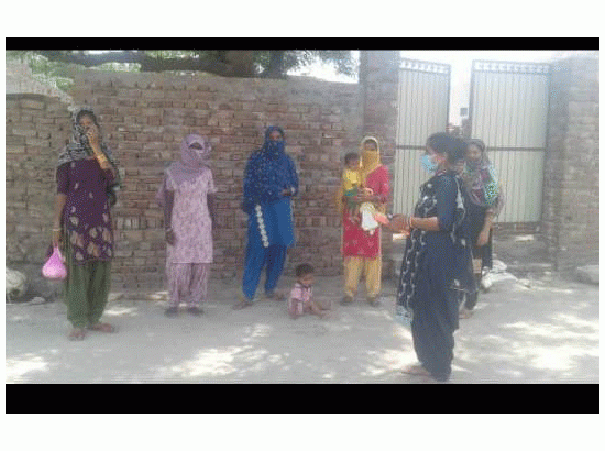 Dedicated team of Asha Workers on duty under 'Ghar Ghar Nigrani' campaign of Health Department 