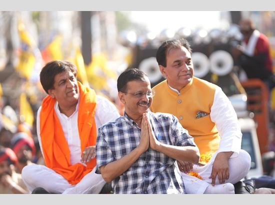 Arvind Kejriwal campaigns for AAP candidate Dr Rajkumar Chabbewal in Hoshiarpur; Watch Vid