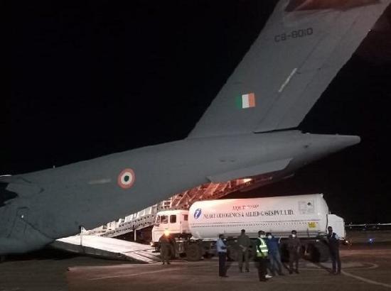 IAF airlifts oxygen tankers from Indore, Agra to Jamnagar