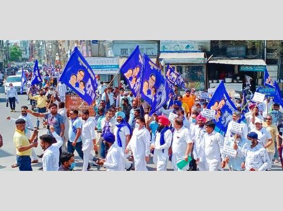 Massive protest by BSP against farm bills, announces support to Punjab bandh on 25 September
