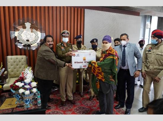 Punjab Police’s Saanjh distribute “Packets of Joy and Cheer” under project Winter Warmth