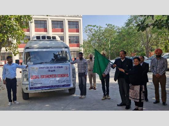 District and Sessions Judge flags off Legal Awareness Van