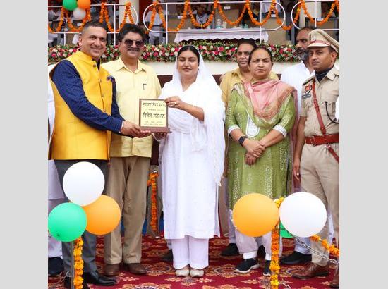 Harpreet Sandhu conferred with Award of Honour on Eve of 75th I-Day function at Nawanshahr
