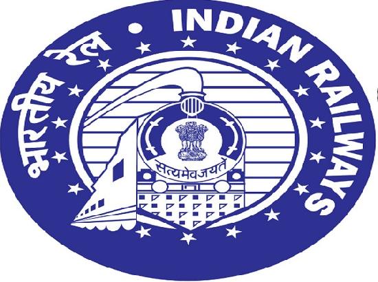 Western Railway collects over Rs 21 lakh fine from passengers travelling without mask