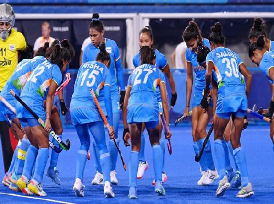 India women's hockey team defeat South Africa, stay in contention for QF berth