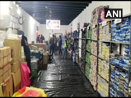 Khalsa Aid sets up Kisan Mall at Delhi's Tikri border for protesting farmers
