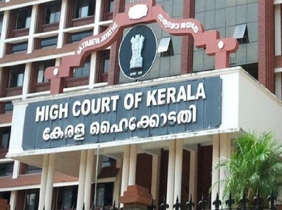 60 % of stranded Indians in Ukraine have already crossed borders and are safe, Centre informs Kerala HC