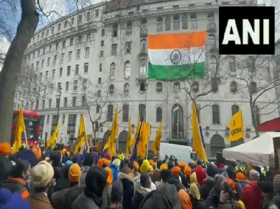 Suspected Khalistanis hold fresh protest behind barricade at Indian High Commission in UK