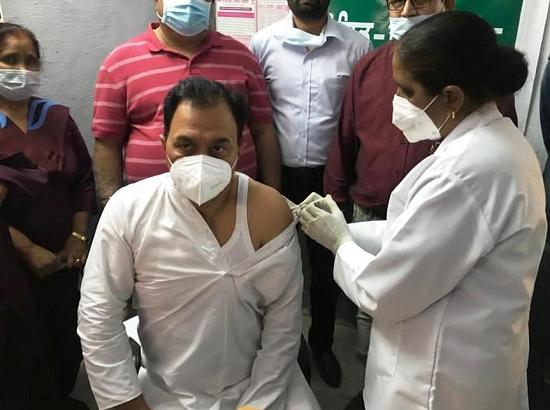 Hoshiarpur: MLA Dr. Raj Kumar receives Covid vaccine shot