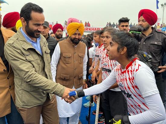 Will make Punjab a hub of sports-Meet Hayer