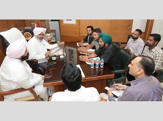Punjab Ministers hold crucial talks with Forest and Education Department Unions; assure action on legitimate demands