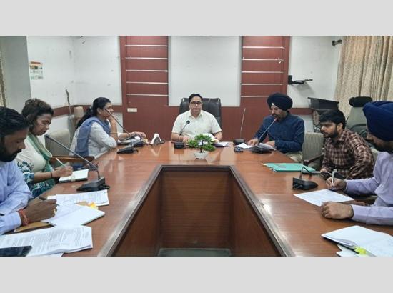 Moga Administration develops plans to improve traffic management