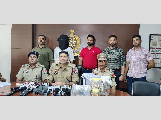 Extortion racket in Baltana unearthed, three gangsters arrested, one injured: SSP Mohali (Watch Video)