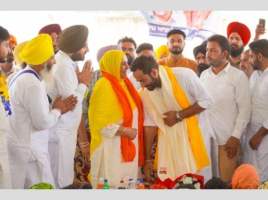 Just as you supported my son Bhagwant Maan, support Meet Hayer: CM Mann's mother Harpal Ka