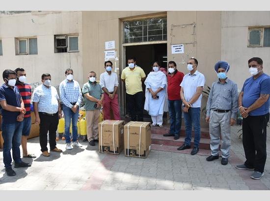 NGO hands over 5 Oxygen Concentrators, PPE kits to Ludhiana Adm
