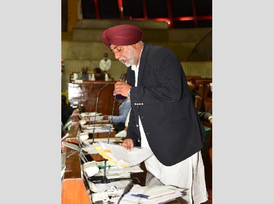 Agriculture minister Randeep Nabha tables resolution against three farm laws