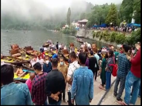 8,000 tourist vehicles sent back from Mussoorie, Nainital