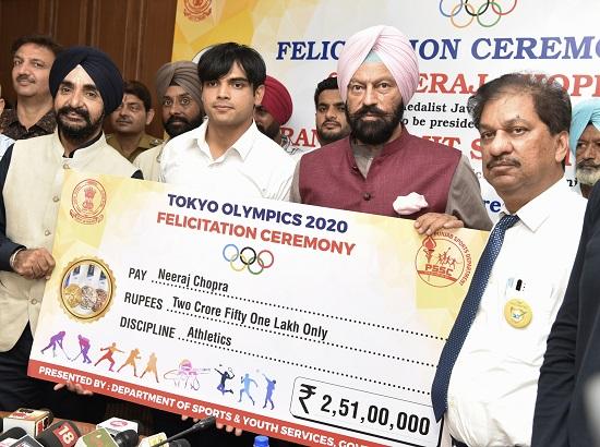 Rana Sodhi honours 'Golden boy' Neeraj Chopra with Rs.2.51 crore and Para-Asian Games medalist Gurlal Singh with Rs.50 lakh cash awards