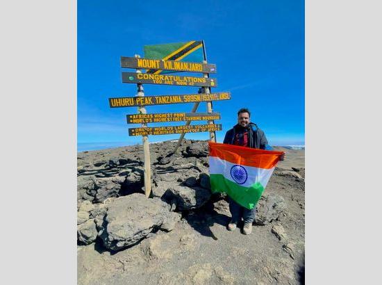 Punjab Police SP unfurls Tiranga on top of world's tallest free-standing mountain