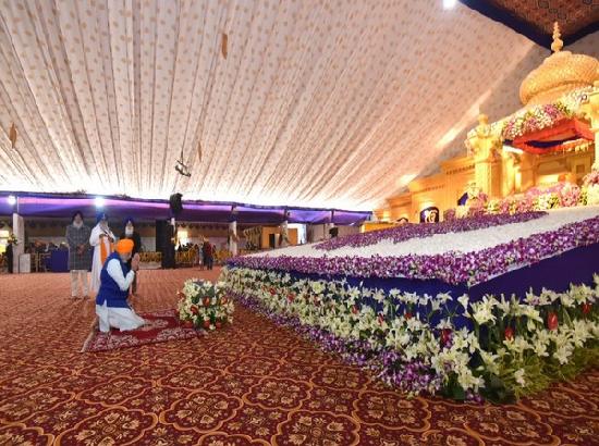 PM Modi extends greetings on Guru Gobi