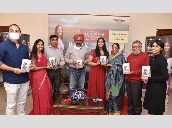 Pargat Singh releases Science fiction novel penned by 12th student Khushi Sharma 