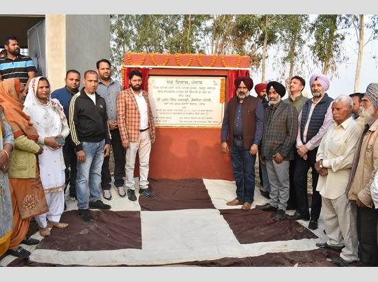 Pargat Singh lays foundation stone of 7 Sports Parks 