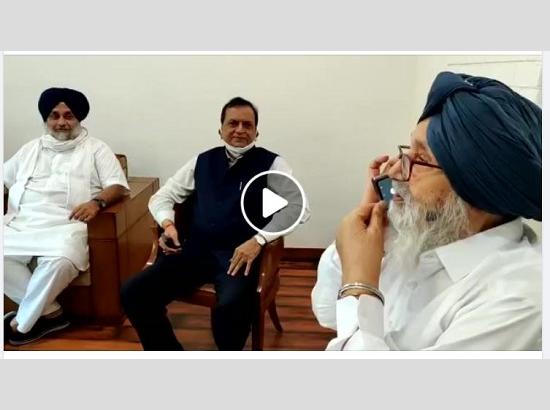 Watch! How Parkash Singh Badal congratulated Mayawati on the SAD-BSP alliance? and for which mission invited her to Punjab
