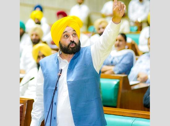 Bhagwant Mann assures to full poll guarantee of Rs 1000 financial assistance to women soon 