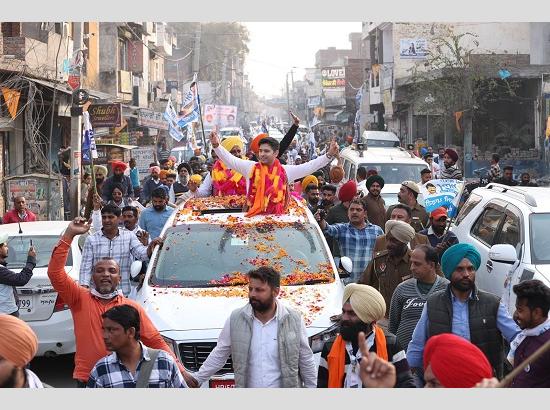 Vote for ‘Jharoo’ and clean the political dirt in Punjab: Raghav Chadha