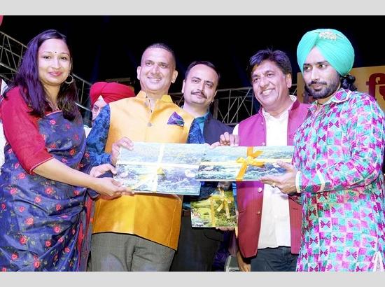 Sufi Singer Satinder Sartaaj & DC Hoshiarpur release Coffee Table Book 
