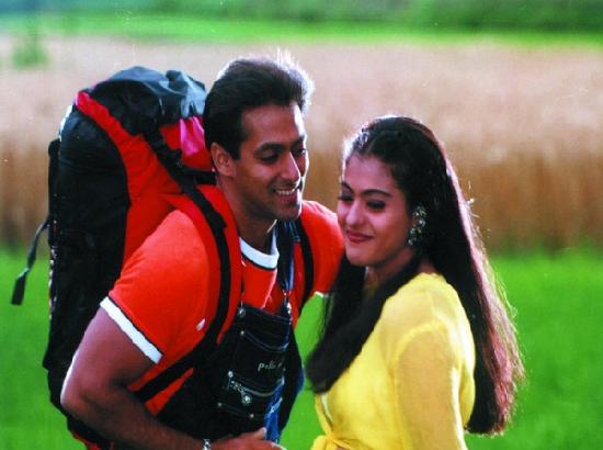 Salman Khan, Kajol's romantic comedy 'Pyaar Kiya To Darna Kya' turns 25