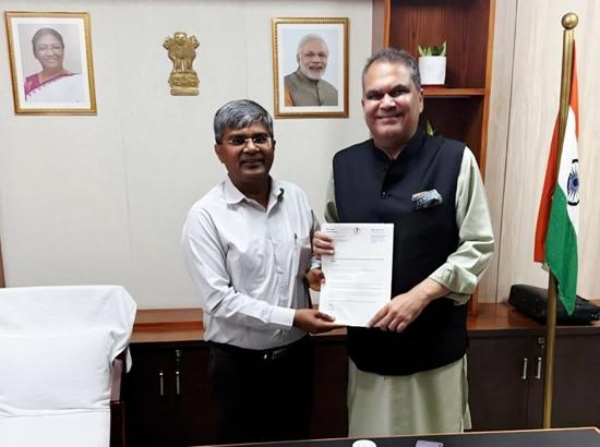 NHAI Chairman assures Minister Sanjeev Arora of immediate action on stalled highway projects in Punjab  