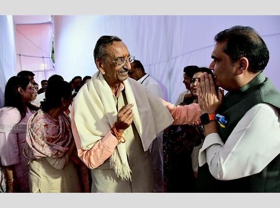 MP Sanjeev Arora and his wife Sandhya Arora participate in Ramayan Gyan Yagya