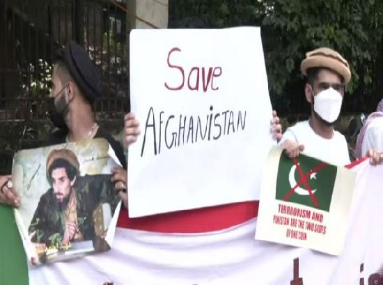 Delhi: Afghan refugees hold protest against Taliban, raise anti-Pak slogans