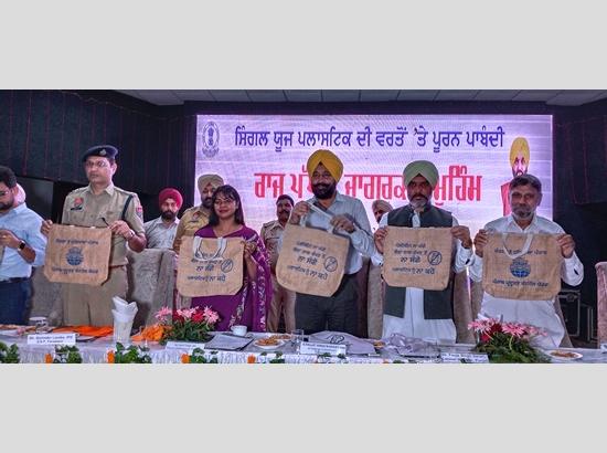 Awareness campaign under single use plastic ban started in Ferozepur