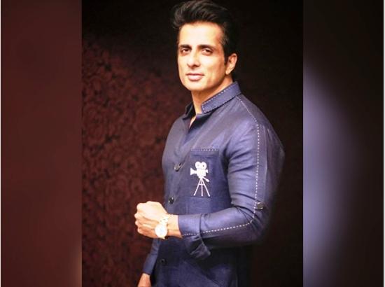 After helping migrant labourers, Sonu Sood now airlifts 177 women stuck in Kerala
