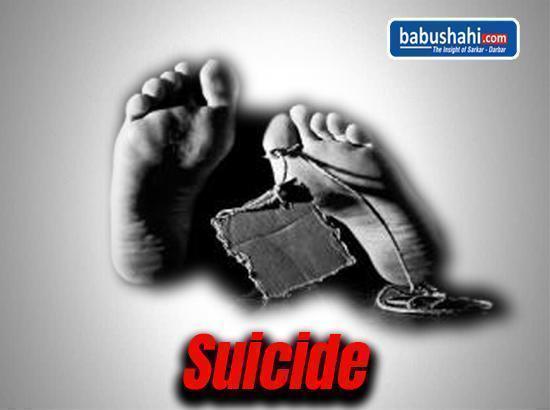 Woman, her two minor children die by suicide