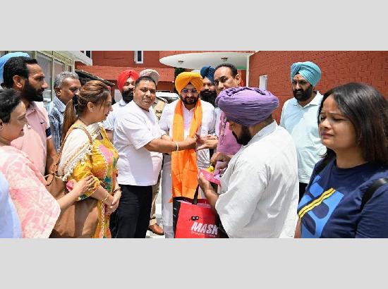 Punjab increases salaries, extends retirement age for 804 Rural Dispensary employees after nearly 20 years