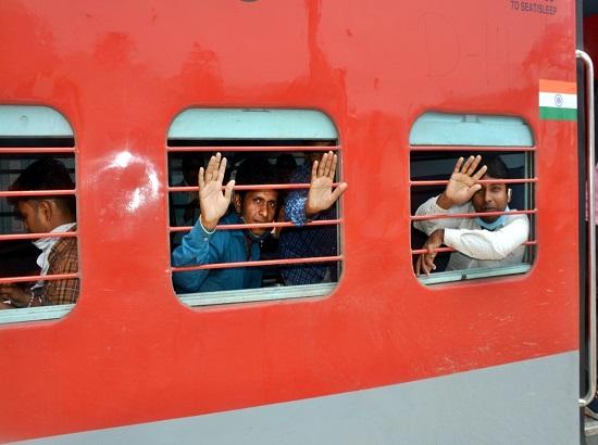 Over 1,80,000 migrants facilitated through Special Trains on Amarinder's directive
