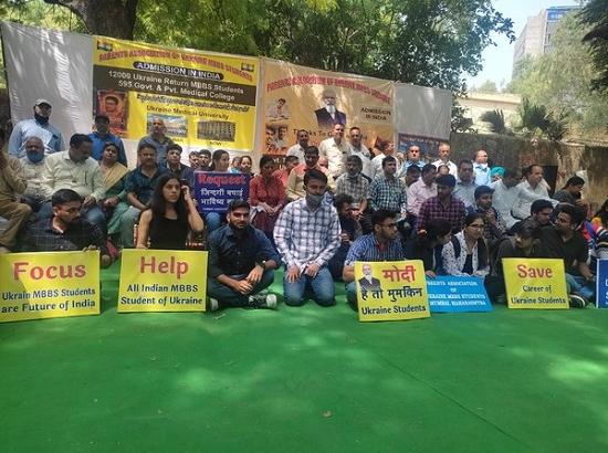 Parents of Ukraine-returned MBBS students seek help from Centre to accommodate students in Indian colleges