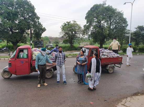 100 vendors under supervision of 6 teams pressed into service for ensuring essential supplies in Mohali City
