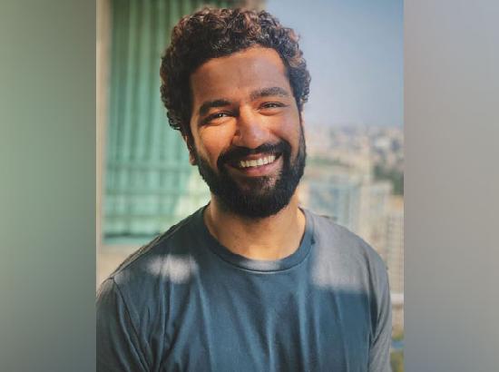 Vicky Kaushal recovers from COVID-19, shares sun-kissed picture