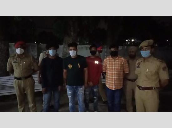Four held with 140 boxes of illicit liquor in Mohali