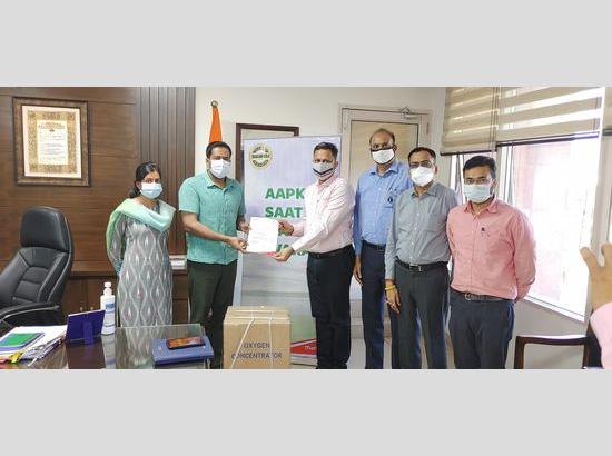 Two corporates donate 25 oxygen concentrators to Mohali district