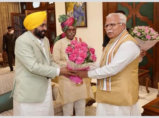 cm bhagwant celebrates holi 