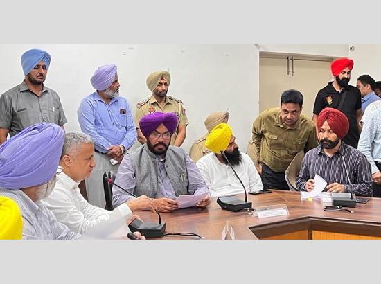 Cane growers calls off protest after minister Dhaliwal assures early fulfilment of their demands by CM