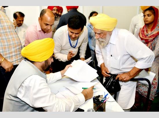 Bhagwant Mann Sarkar, Tuhade Dwar' program lives up people's ...
