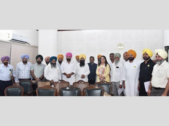 Four teams consituted to check illegal tagging with fertilisers, says Gurmeet Khudian